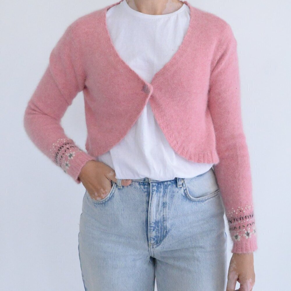 Planet Earth Pink 44% Australian Lamb Wool 34% Angora Fine Knit Crop Sweater M